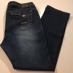 Apple Bottoms 🍎 Straight leg Jeans size 16